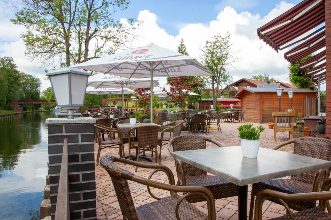 Seehotel Zum Loewen Strasen Esterno foto