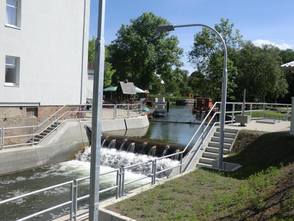 Seehotel Zum Loewen Strasen Esterno foto